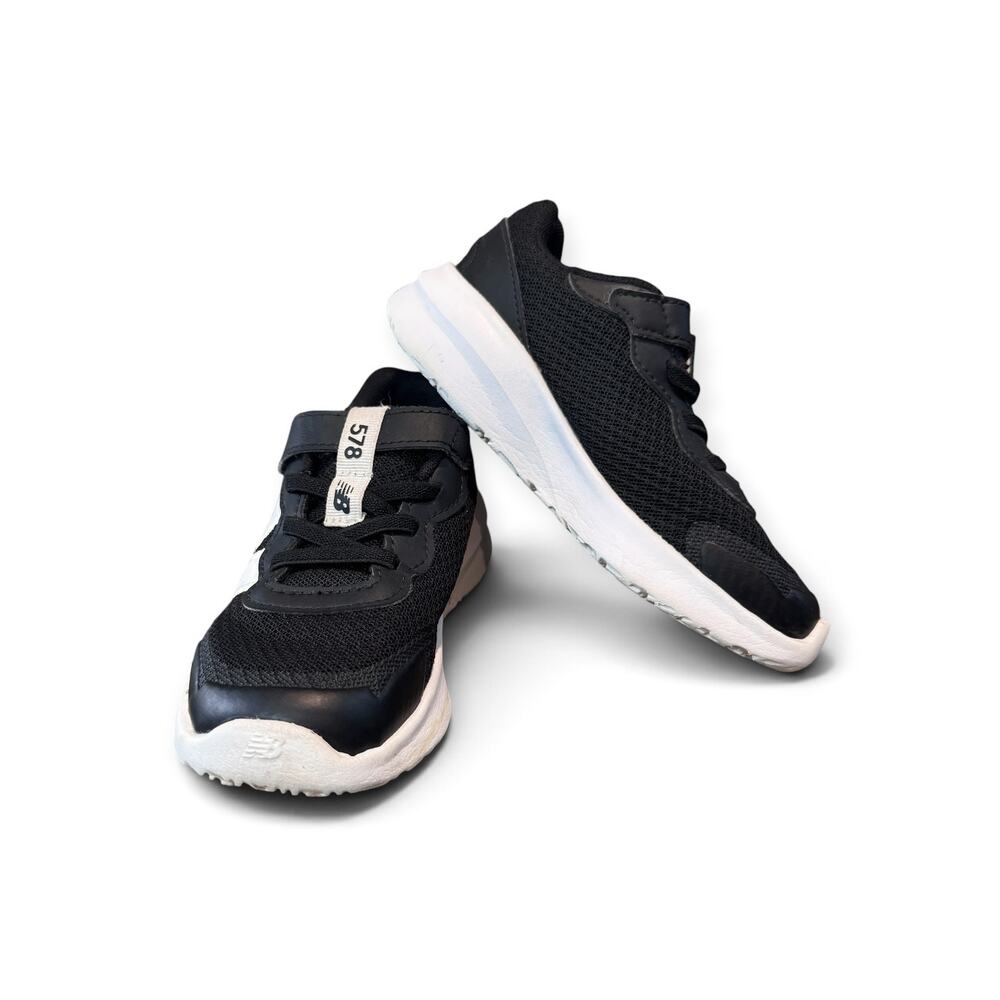 NEW BALANCE BOYS BLACK 578 SNEAKERS SIZE 10